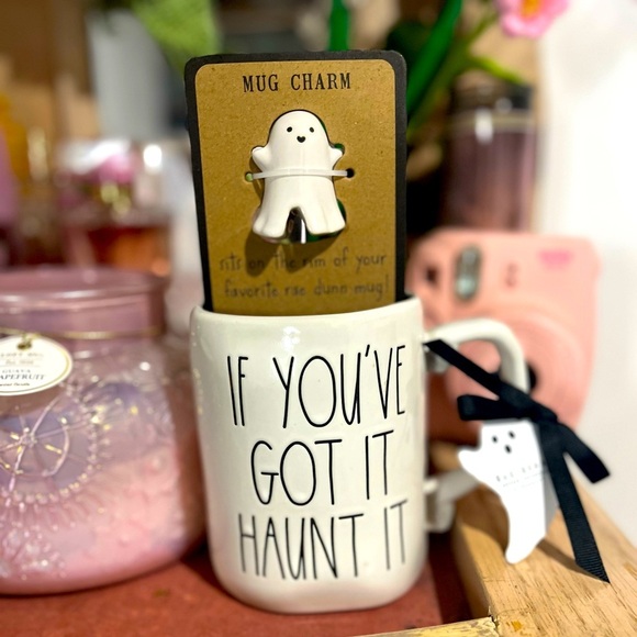 Rae Dunn Halloween Collection "If You Got It Haunt It" Ceramic Mug with Charm - Picture 1 of 4